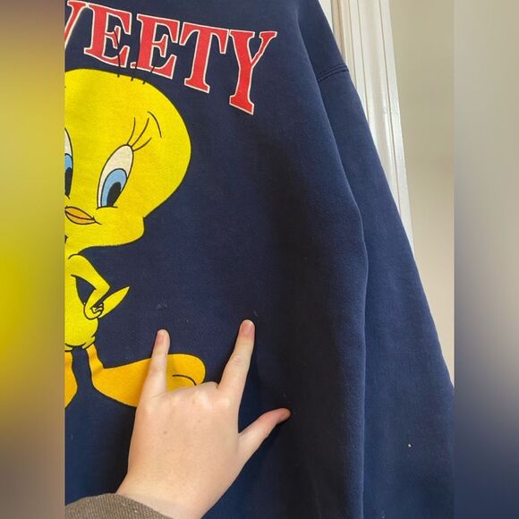 Vintage Tweety Graphic Warner Brothers Cotton Retro Crewneck Sweater - Picture 5 of 12